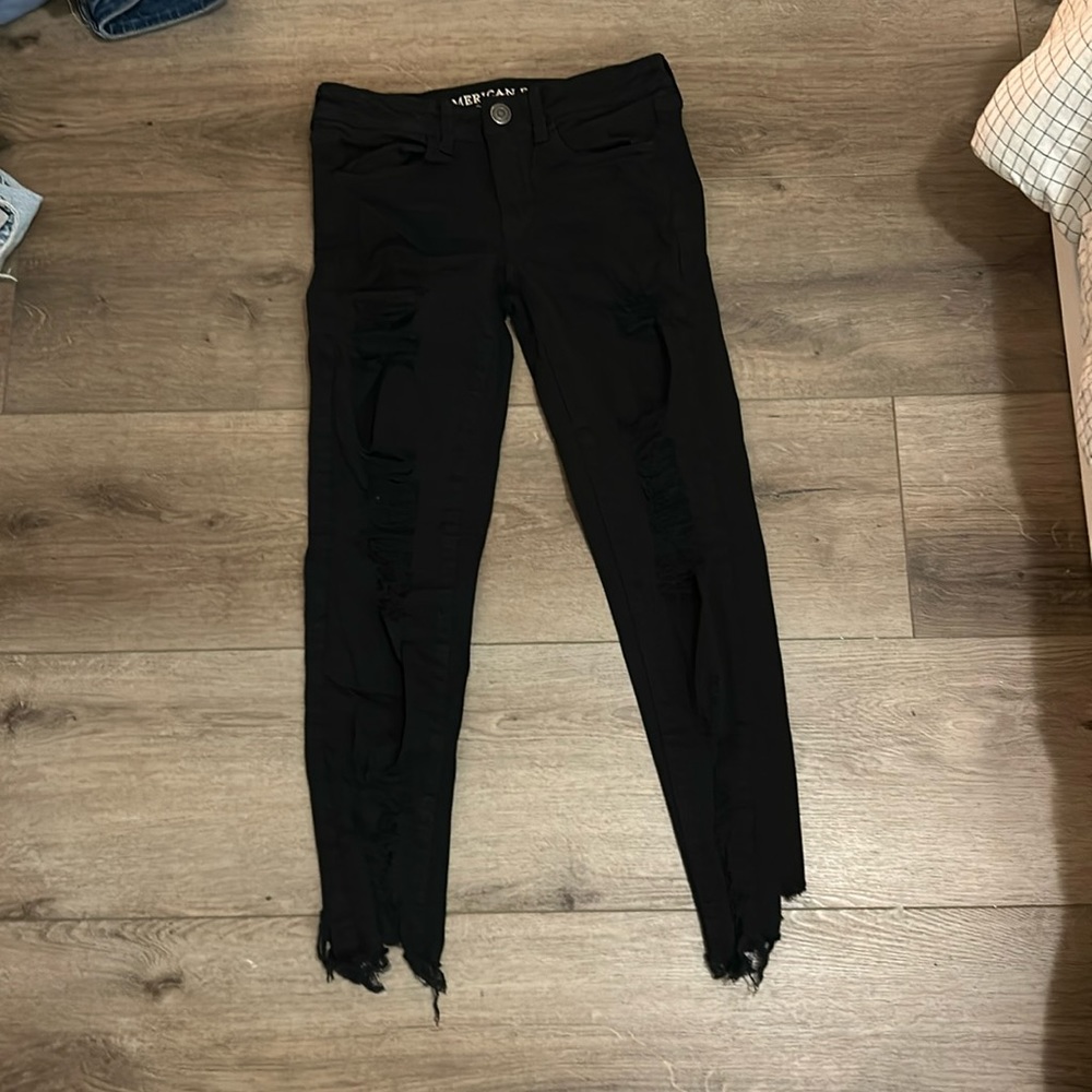 Worn once or twice almost perfect condition American Eagle skinny jeans